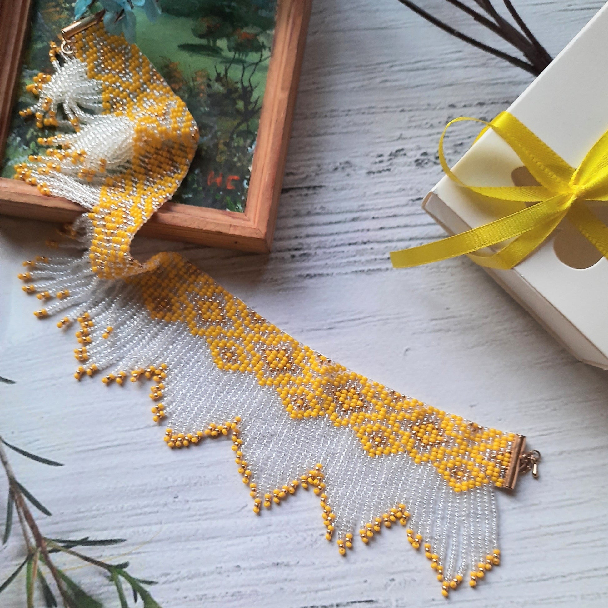 Bright summer jewelry piece
