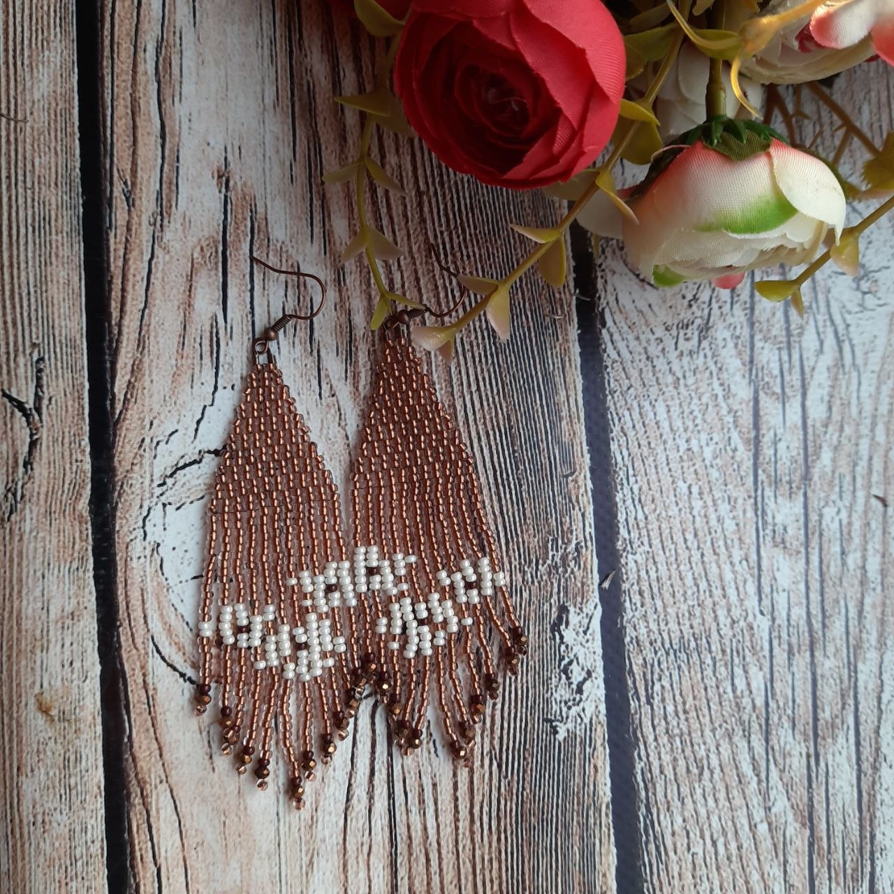 Natural earthy color palette perfect for any outfit.