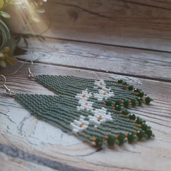 Lightweight statement jewelry perfect for summer outfits and gifts.